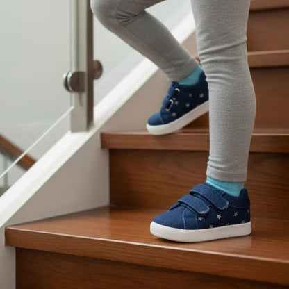 Zapatilla Urbana De Niña Con Velcro Azul Escalera - Louicid