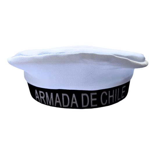 Gorro de grumete blanco visto de frente, ideal para disfraces infantiles de la Armada de Chile - Louicid