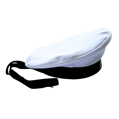 Vista lateral del gorro de grumete, complemento perfecto para juegos o celebraciones patrias - Louicid