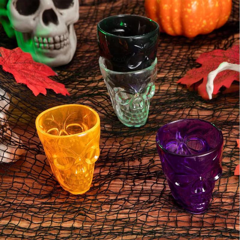 Decoración de mesa de Halloween con vasos calavera, propuesta decorativa temática - Louicid
